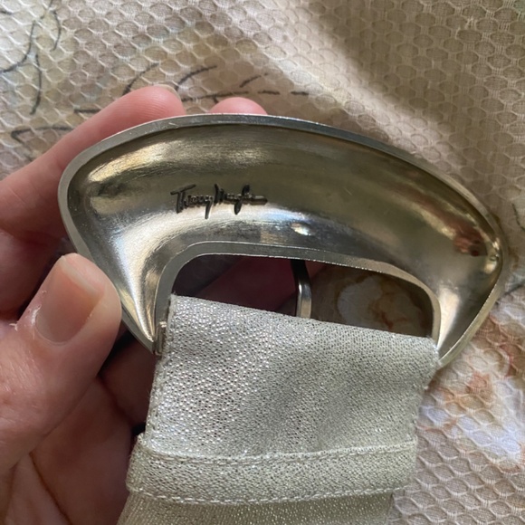 Archival Thierry Mugler silver dress - Picture 4 of 8